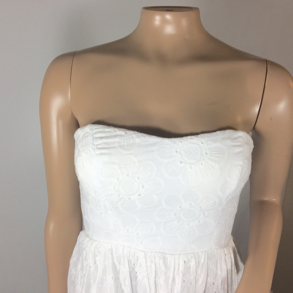 Strapless White Lace Mini Dress - Juniors - Picture 5 of 7